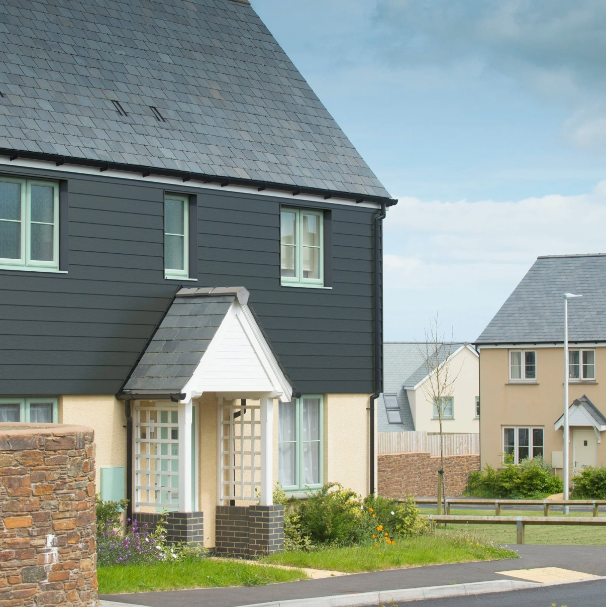 Envirotile – The Lightweight, Sustainable Roof Tile Revolutionizing the Roofing Industry