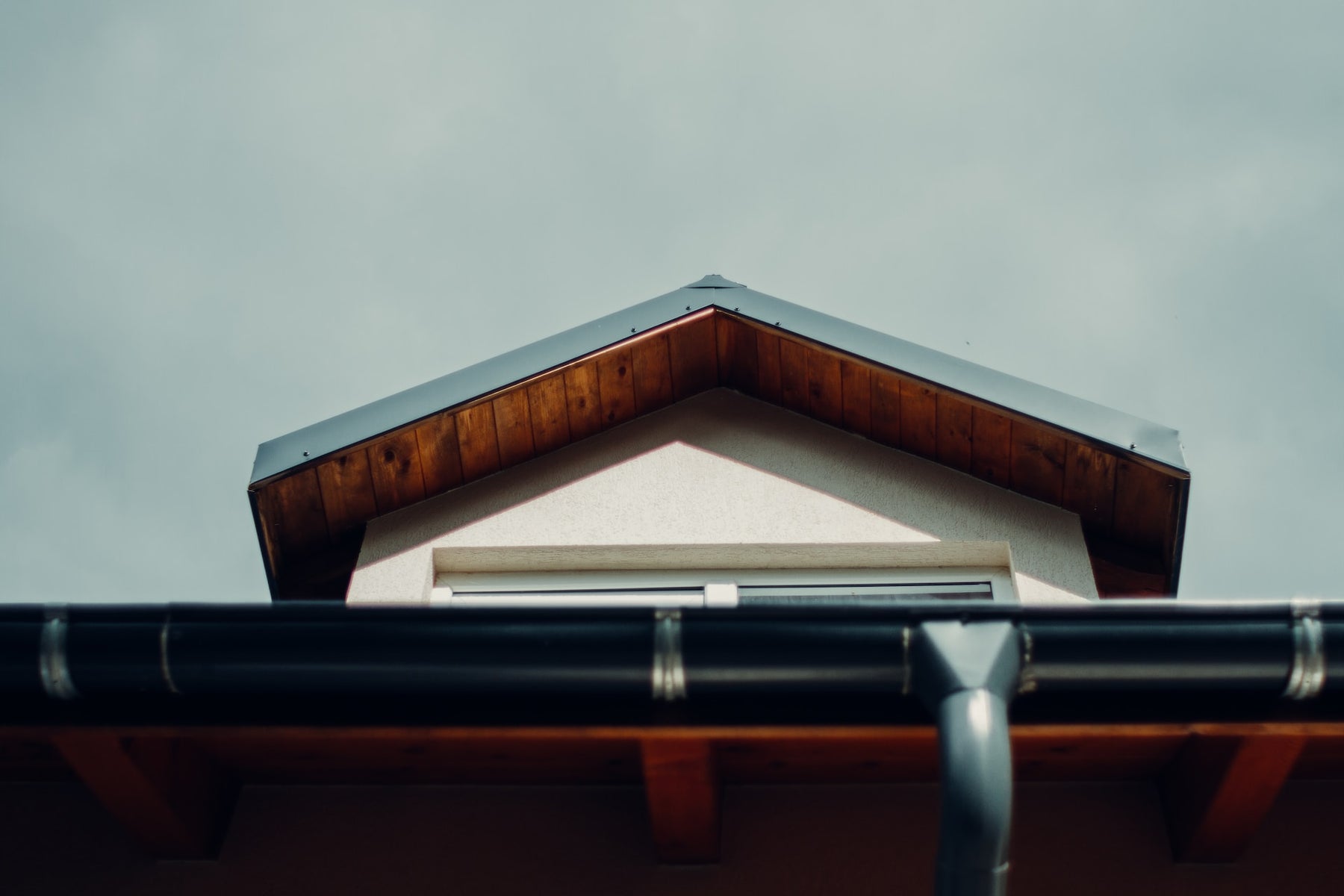 Guiding the Flow: Choosing the Right Shape of Guttering for Your Home