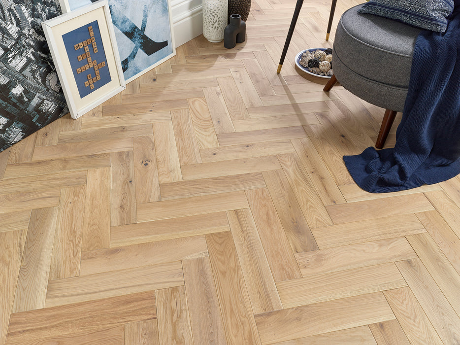 15mm Invisible Smooth Herringbone Engineered Oak