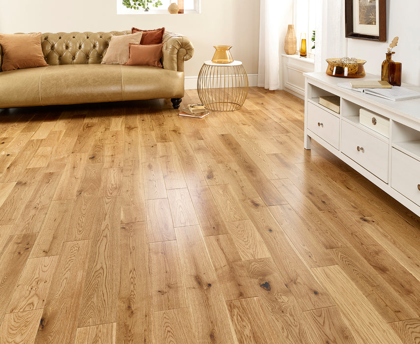 18mm Natural Lacquered Engineered Oak Flooring