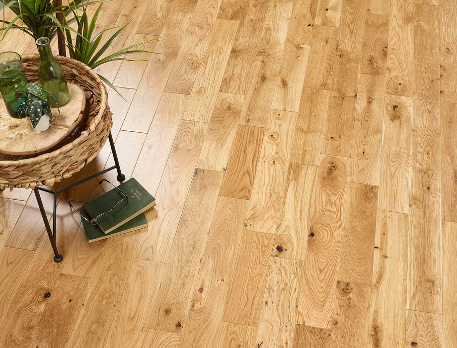 18mm Natural UV Lacquered Solid Oak Flooring