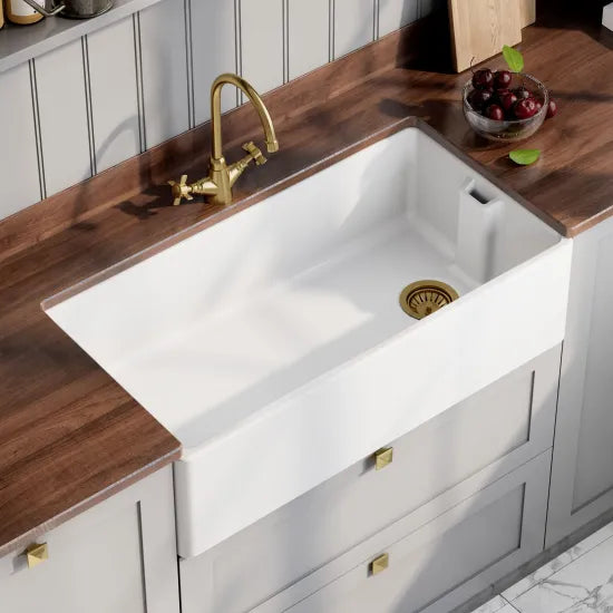 Arley Pro 895mm x 460mm x 245mm Fireclay White Single Bowl Belfast Sink With Offset Waste And Weir Overflow