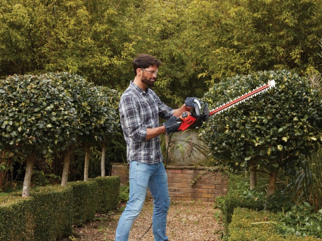 BEHTS501 Hedge Trimmer 60cm 600W 240V