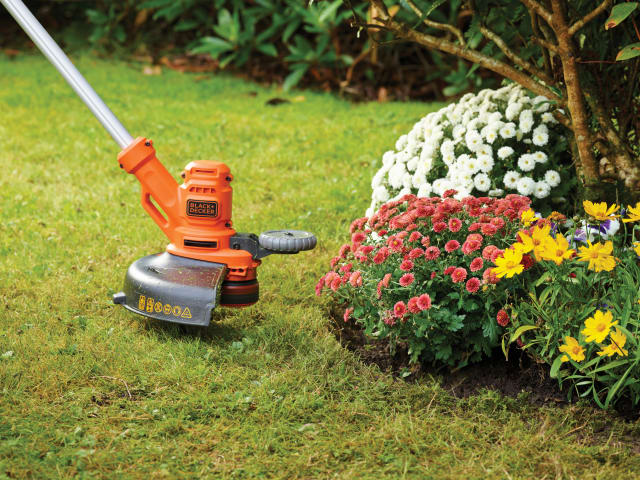 BESTA530 Corded Grass Strimmer® 550W 240V