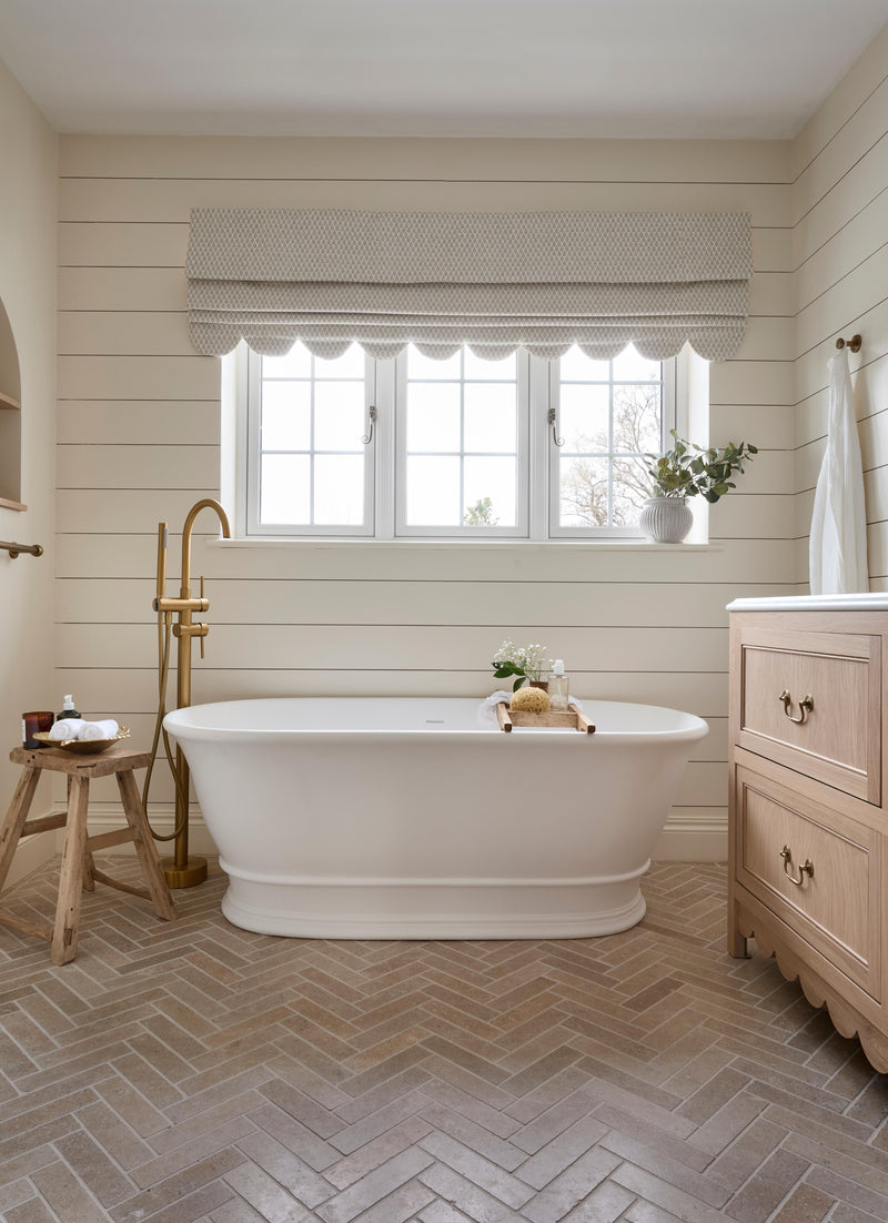 BC Designs Bampton 1555mm Matt White Freestanding Bath