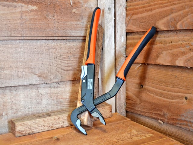 8224 ERGO™ Slip Joint Pliers 250mm