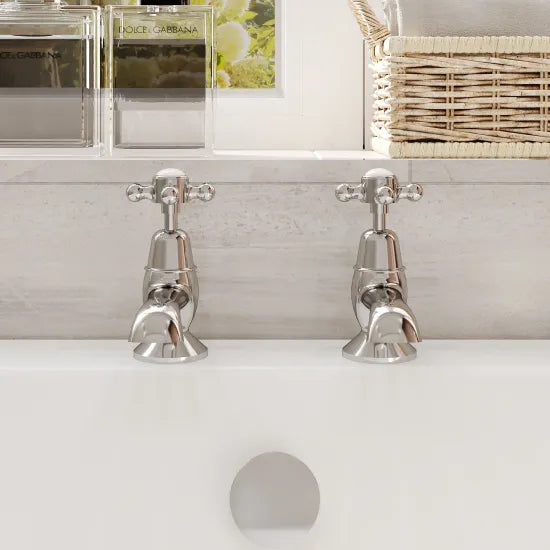 Old London Topaz Chrome/White Bath Tap With Dome Collar and Crosshead Handle