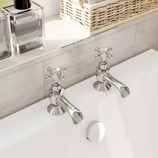 Old London Topaz Chrome/White Bath Tap With Hexagonal Collar and Crosshead Handle
