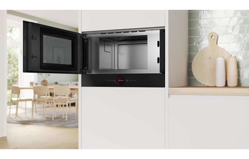Bosch Series 8 BFL7221B1B B/I 900W Microwave - Black