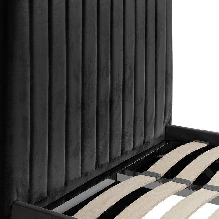 Berlin Tall Bed