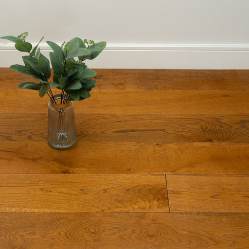 Herringbone Oak Engineered Flooring - Nutmeg Brushed UV Oiled - Elmwood