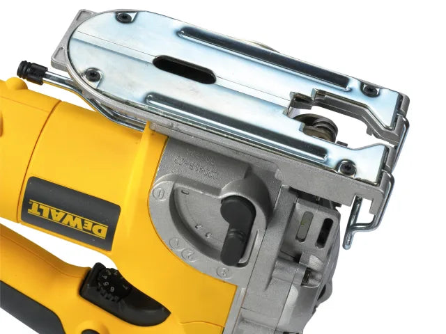 DW331K Heavy-Duty Jigsaw 701W 240V