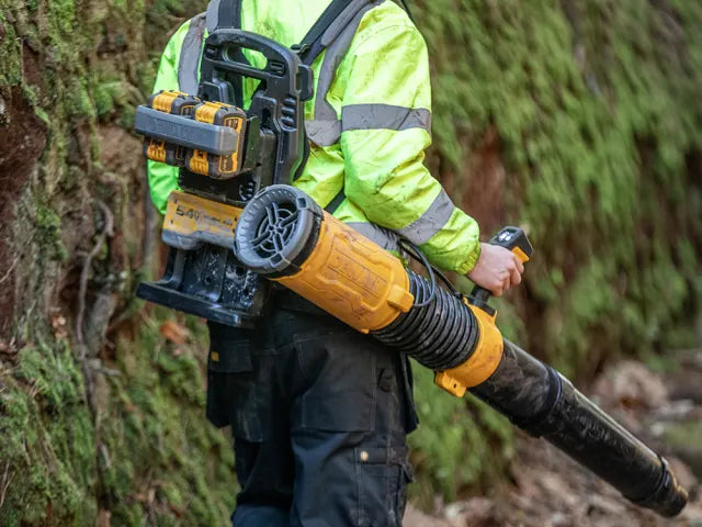DCMBBL800N FlexVolt Backpack Blower 2x54V Bare Unit