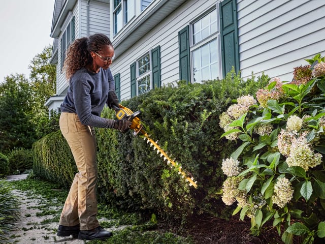 DCMHT573X XR FlexVolt Hedge Trimmer 54V 1 x 9.0Ah Li-ion