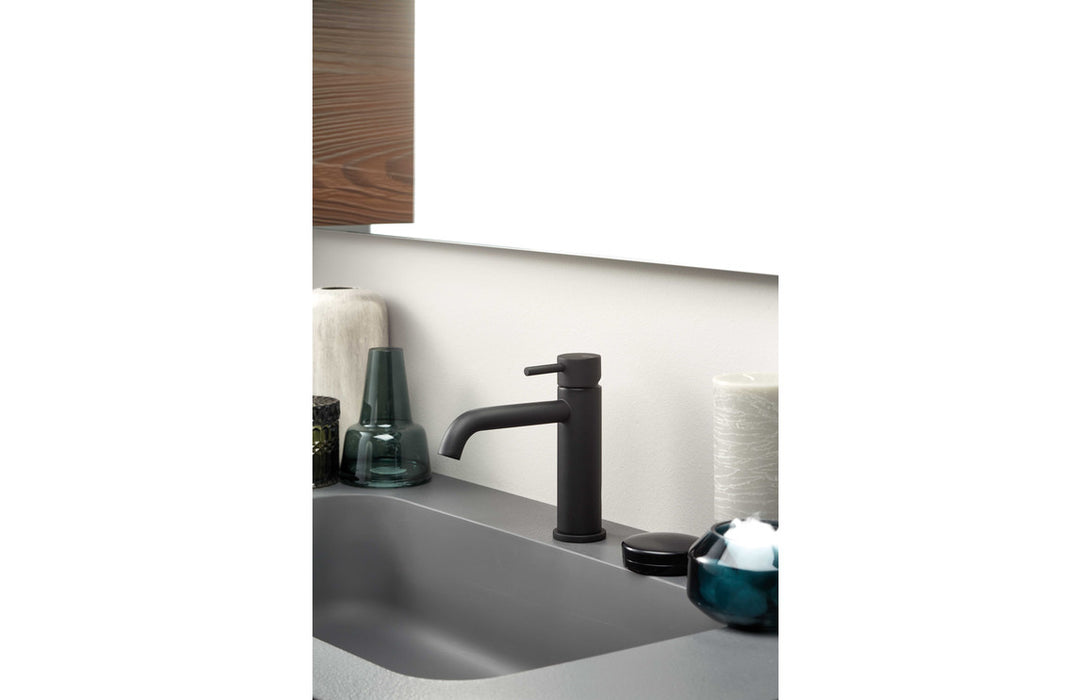 Vema Maira Basin Mixer - Matt Black