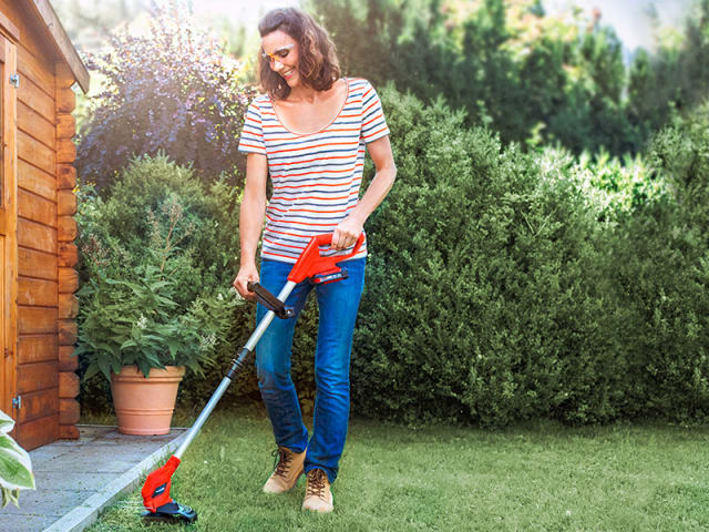GC-CT 18/24 Li Power X-Change Lawn Trimmer 18V 1 x 2.0Ah Li-ion
