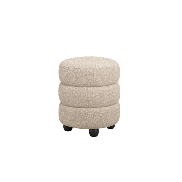 Emi  Pouffe