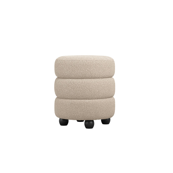 Emi  Pouffe