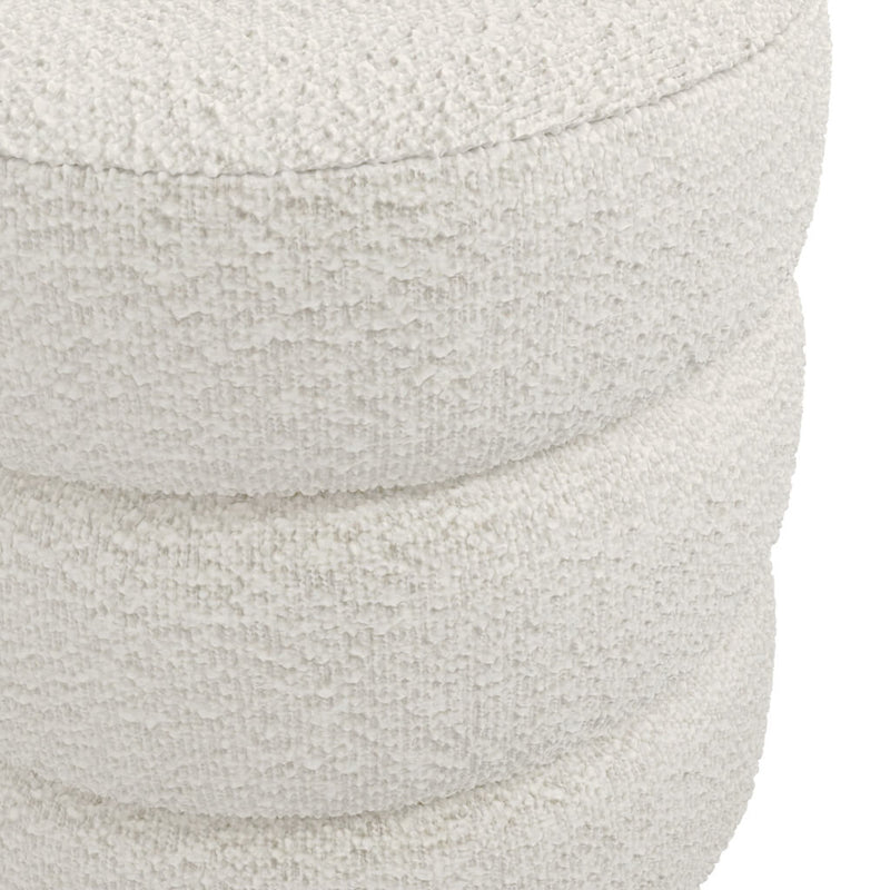 Emi  Pouffe