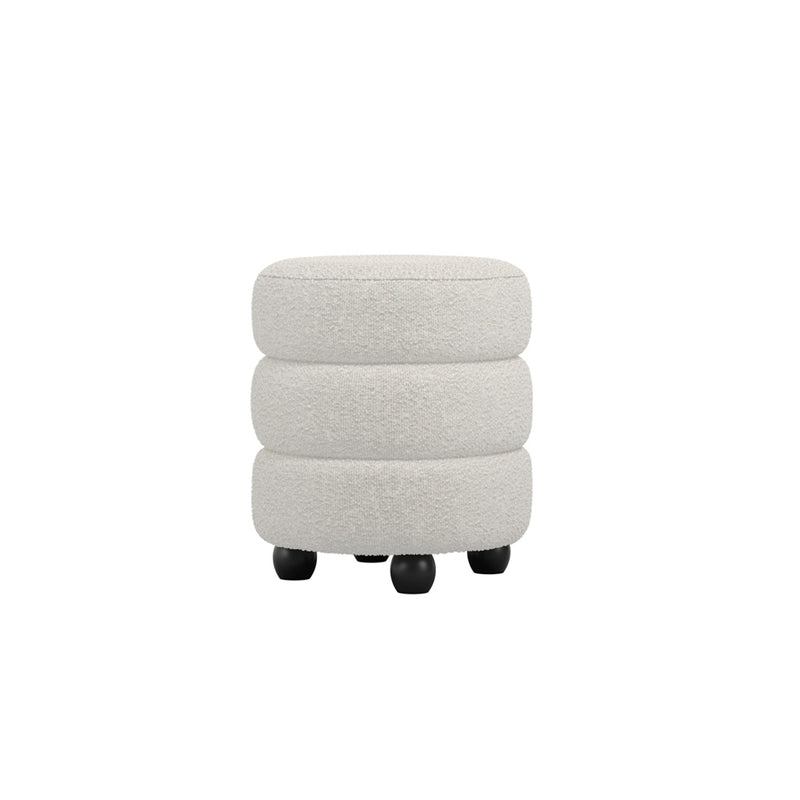 Emi  Pouffe