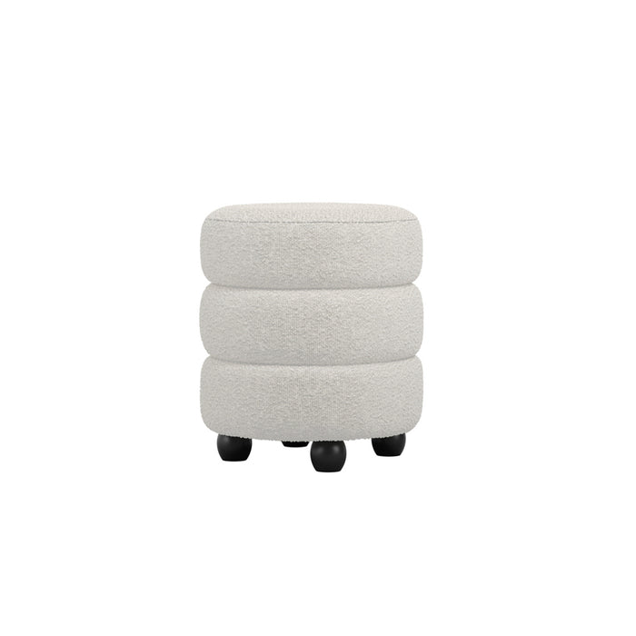 Emi  Pouffe