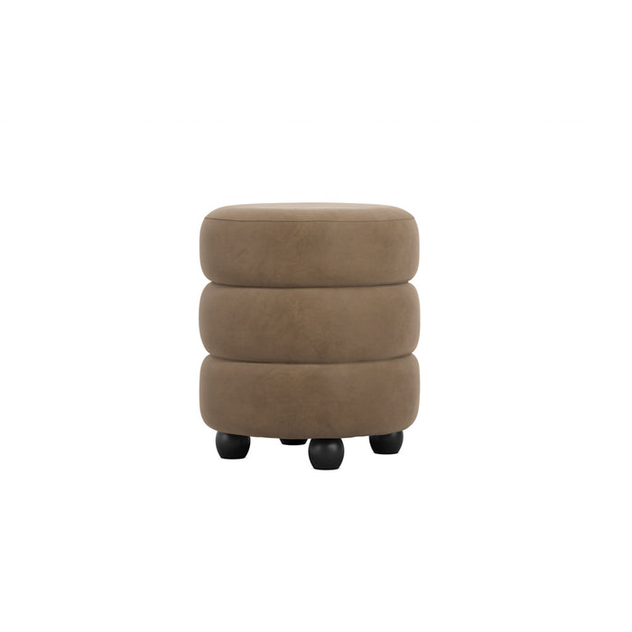 Emi  Pouffe