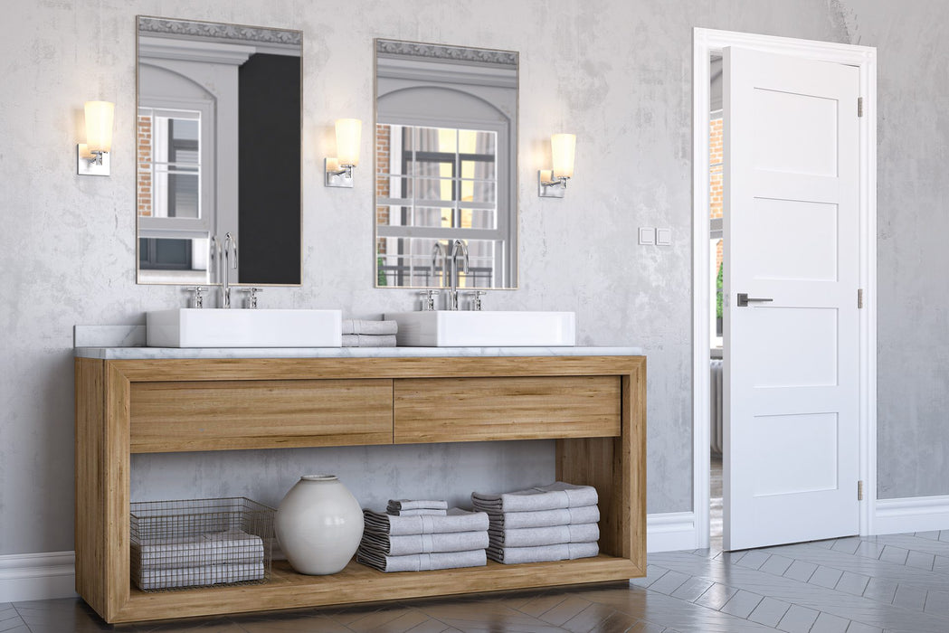 Deanta Coventry White Primed Door