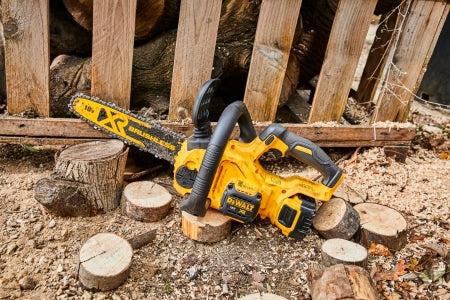 DeWalt 18V Xr Brushless 30cm Chainsaw Body Only DCM565N-XJ