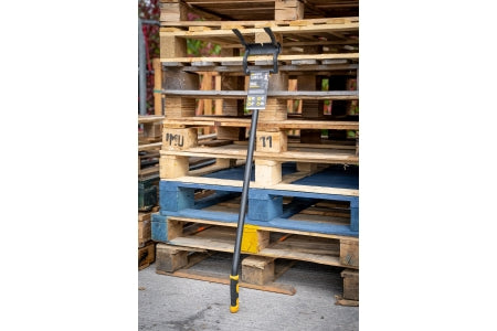 Roughneck 64-644 Pallet Buster Demolition Bar