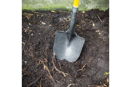 Roughneck Long Handled Serrated Edge Shovel -ROU68044