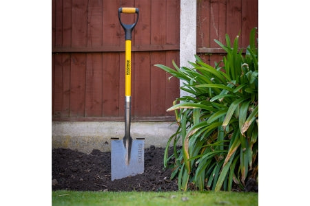 Roughneck Heavy Duty Digging Spade - ROU68224