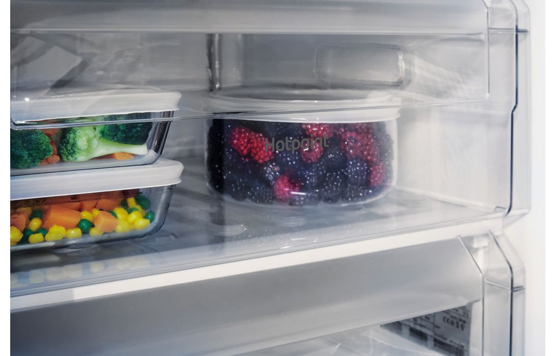 Hotpoint HBUFZ011.UK B/I Under Counter Freezer