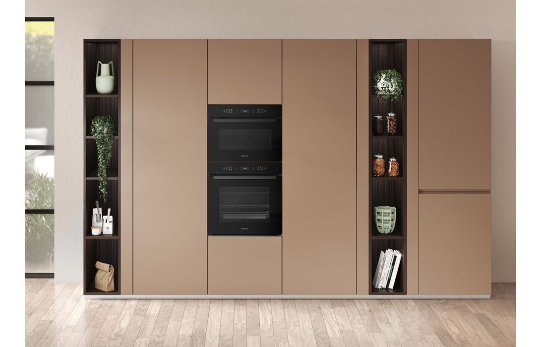 Hotpoint HCW6O7HTSBUK B/I 950W Combination Microwave