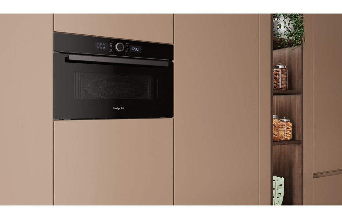 Hotpoint HMD44MBUK B/I 1000W Microwave & Grill - Black