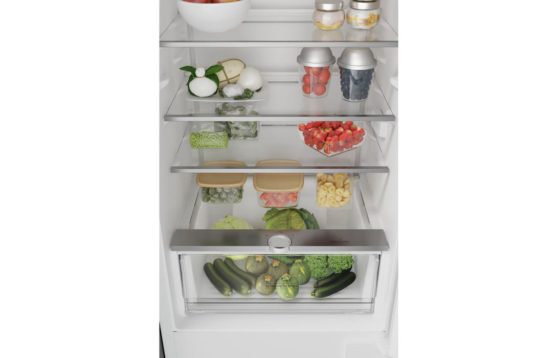 Hotpoint HTC18 T112 UK B/I Total No Frost 70/30 Fridge Freezer