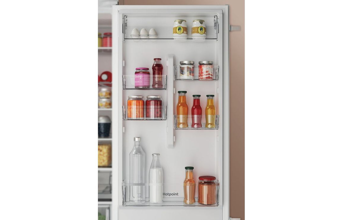 Hotpoint HTC20 T322 UK B/I Total NoFrost 70/30 Fridge Freezer