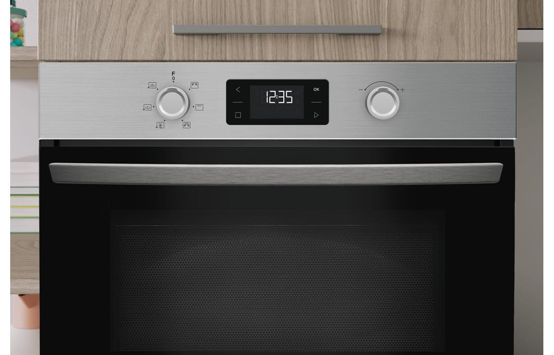 Indesit IP 252R XUK B/I 900W Microwave & Grill - St/Steel