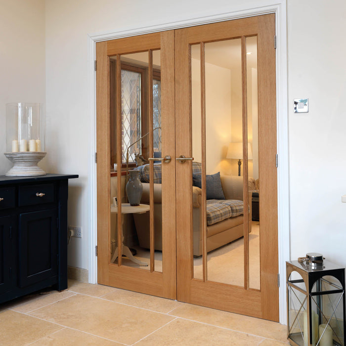 JB Kind Darwen Oak Glazed Internal Door
