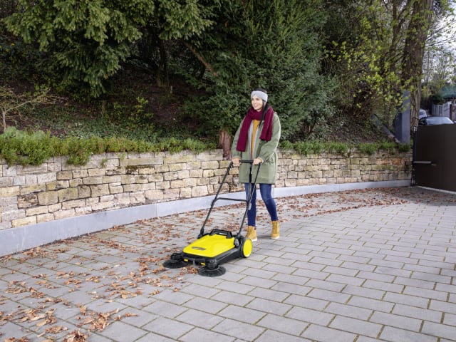 S 4 Twin Sweeper
