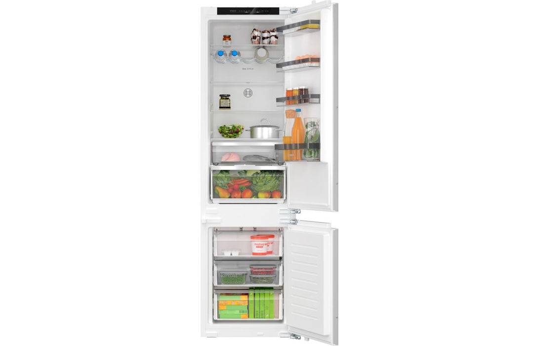 Bosch Series 4 KIN96VFD0 B/I NoFrost 60/40 Fridge Freezer