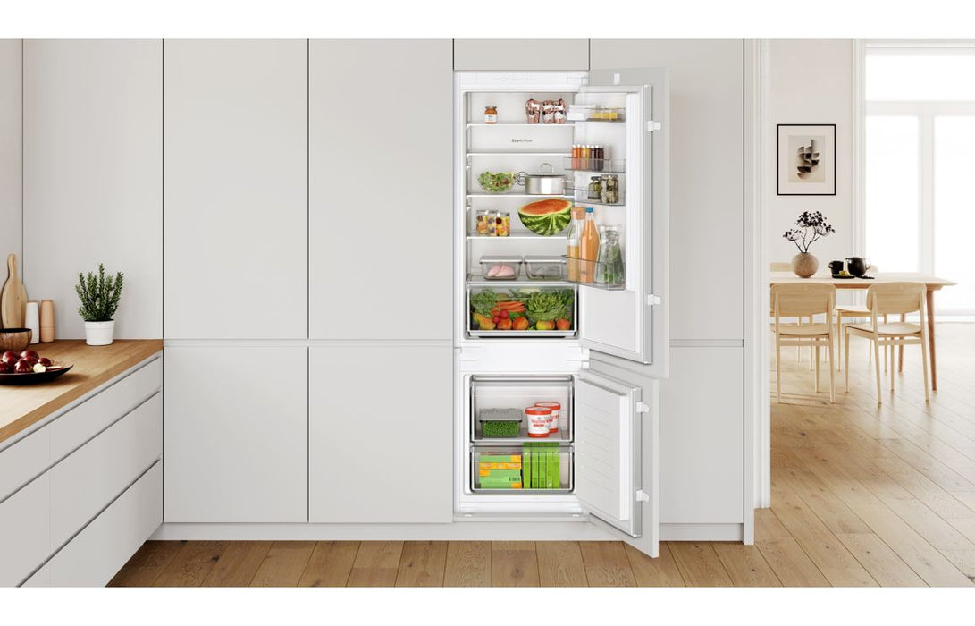 Bosch Series 2 KIV87NSE0G B/I Low Frost 70/30 Fridge Freezer