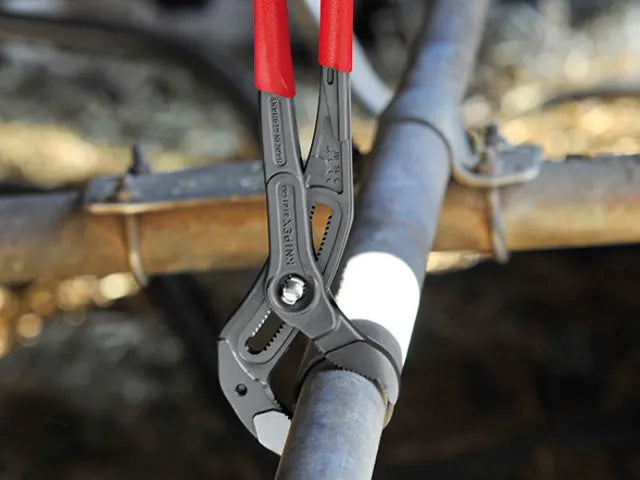 87 01 400 Cobra® XL Pipe Wrench & Water Pump Pliers Plastic Coated Grip 400mm