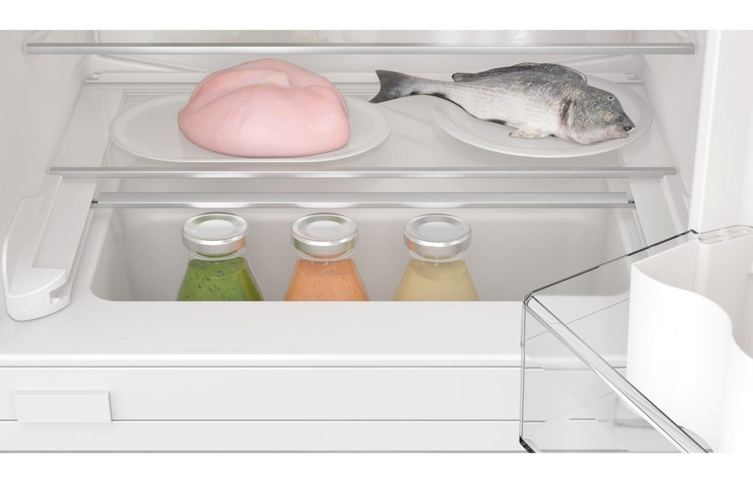 Bosch Series 4 KUL22VFD0G B/I Under Counter Fridge w/Ice Box