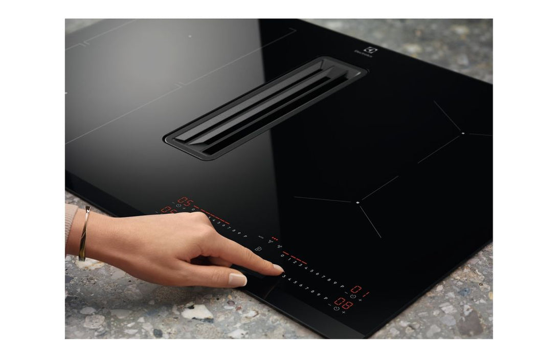 Electrolux LCC83443 80cm Venting Flex Induction Hob - Black Glass