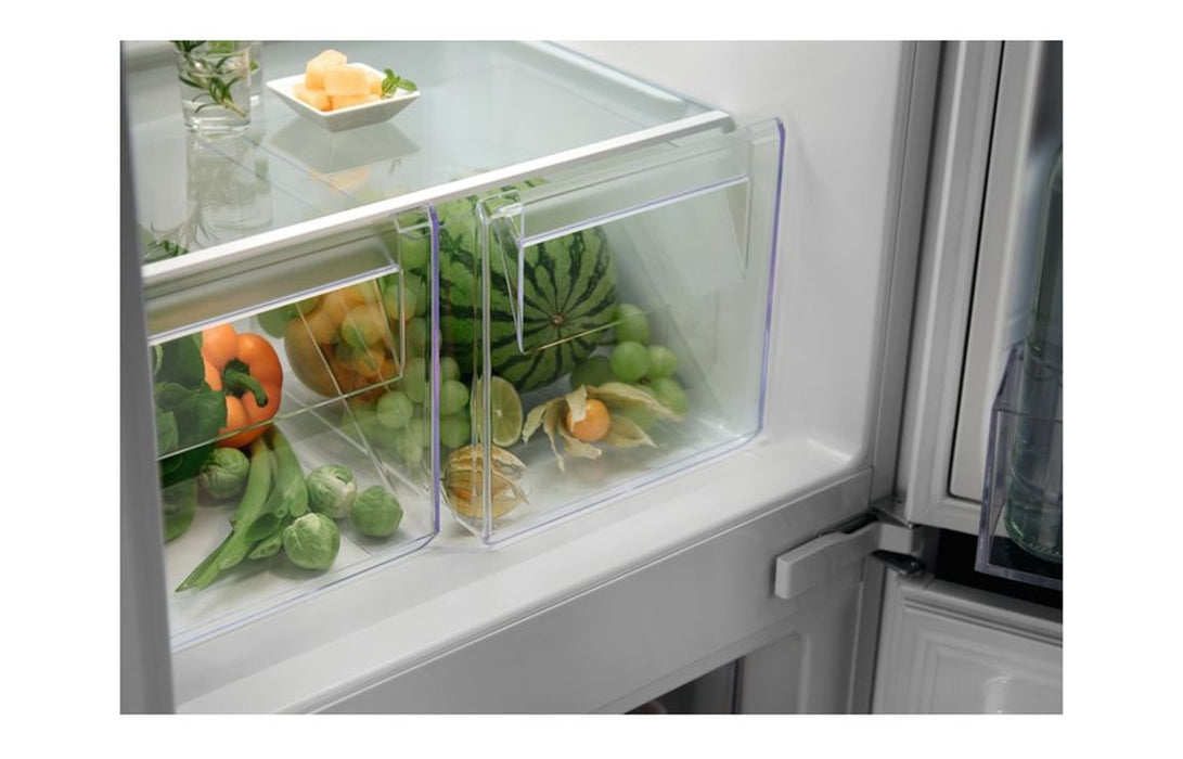 Electrolux LNT6TE18S5 B/I TwinTech® No Frost 50/50 Fridge Freezer
