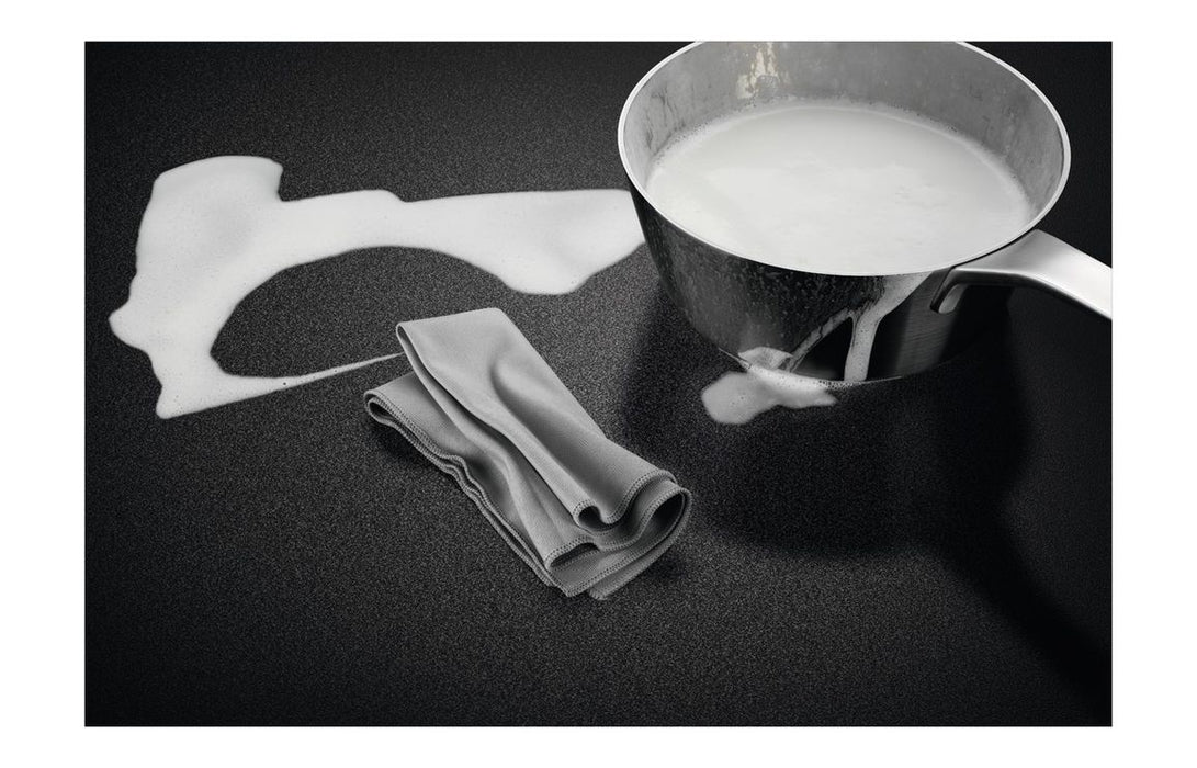 AEG NIK85M00AZ 80cm Flex Induction Hob - Matt Black