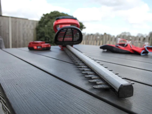X20S™ Cordless Hedge Trimmer 20V 1 x 2.0Ah Li-ion
