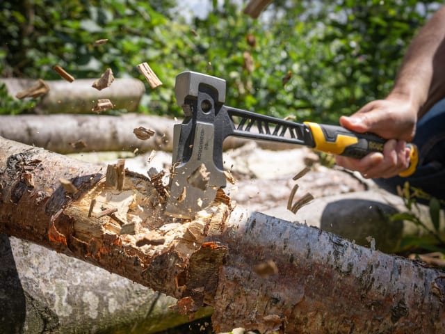 GORILLA® V-Series Axe 0.6kg (1.1/4 lb)