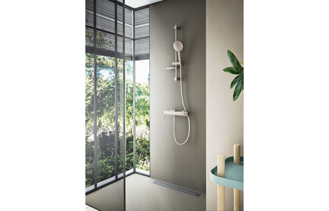 VitrA Bliss 3-Function Hand Shower w/Slide Rail
