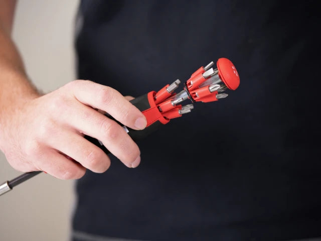 LiftUp 25 Magnetic Screwdriver with Bit Magazine (SL, PH, PZ, TX)